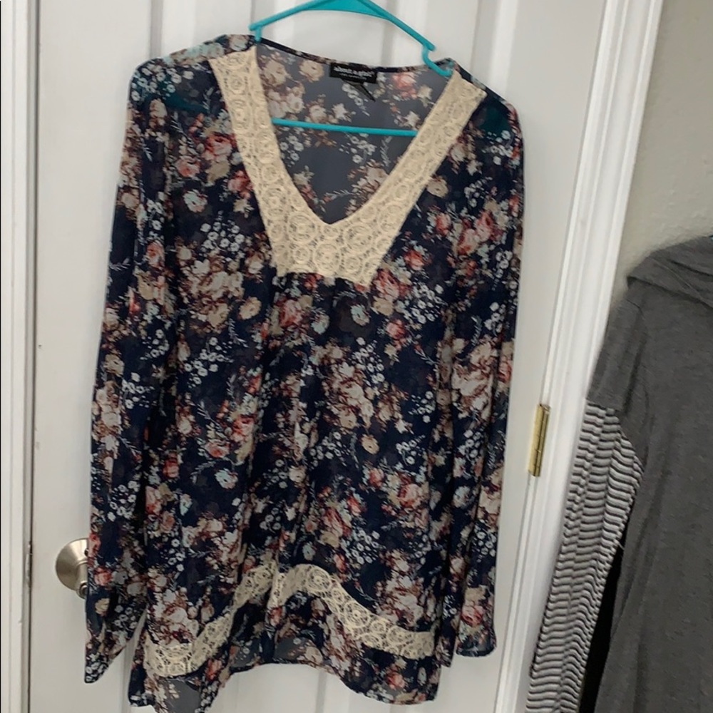 Flowery shirt